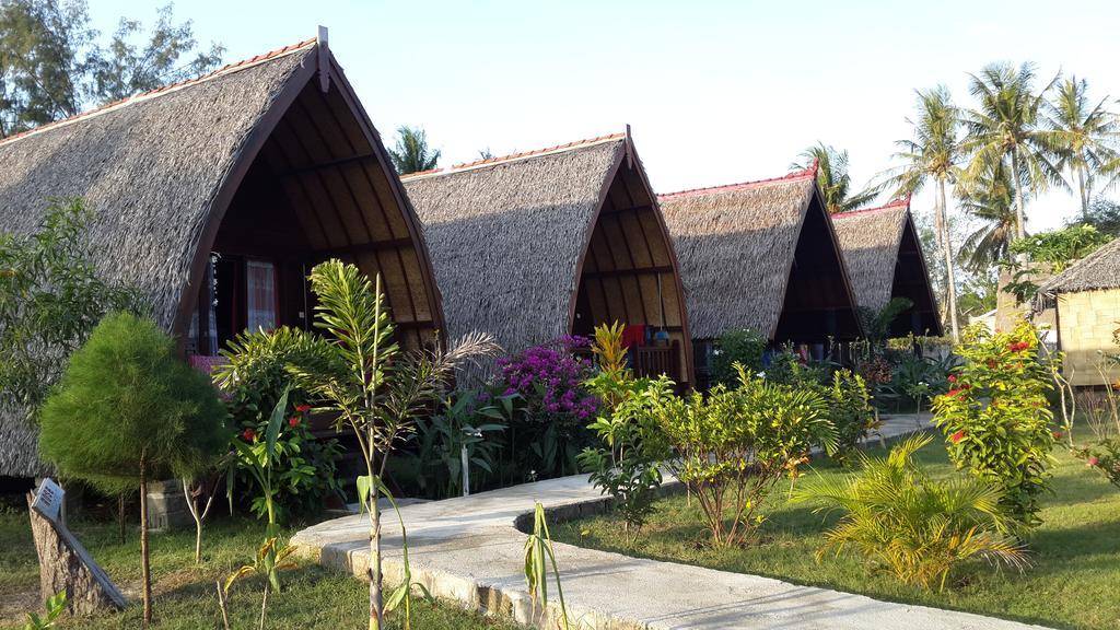 Rose Bungalow Hotel Pemenang Exterior photo