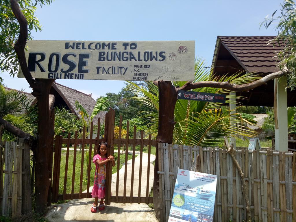 Rose Bungalow Hotel Pemenang Exterior photo